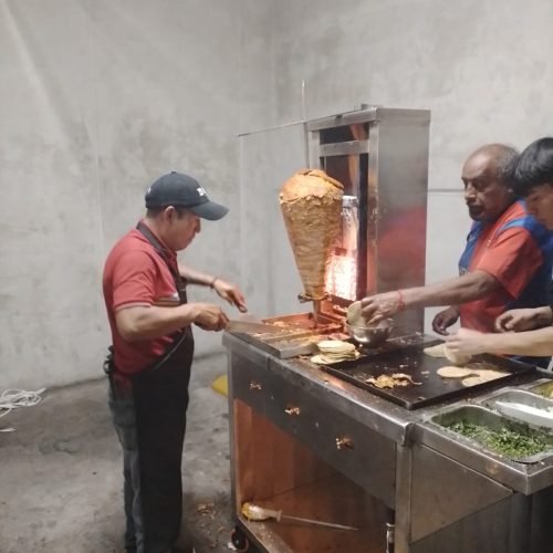 Precios de taquizas para 50 personas